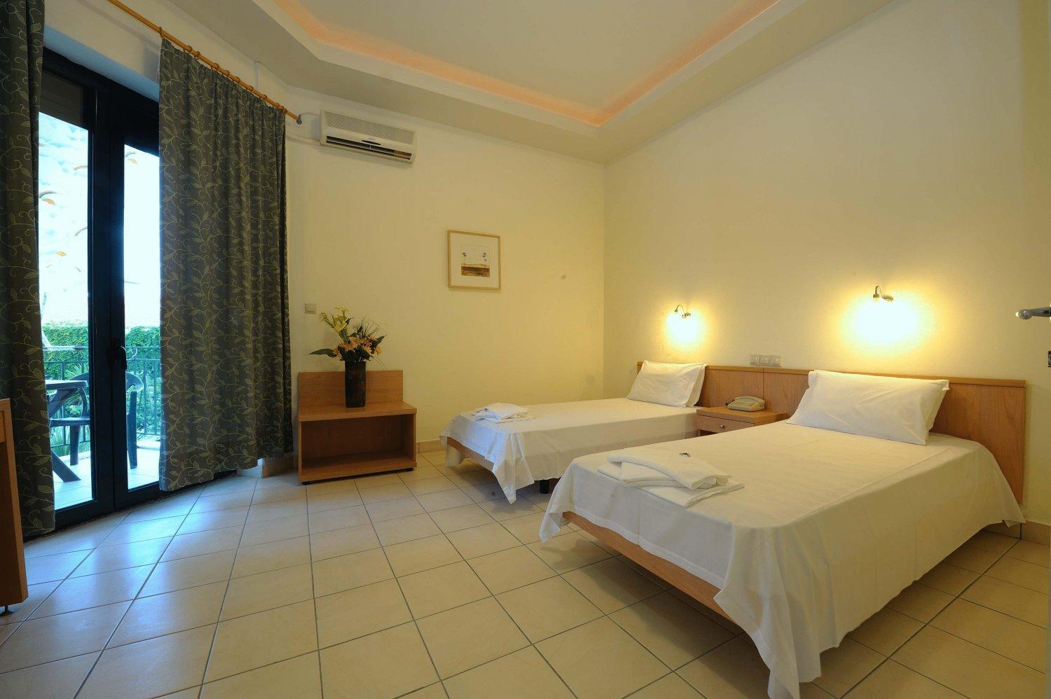 Kentrikon Hotel & Spa Lutrá Edipszú Kültér fotó