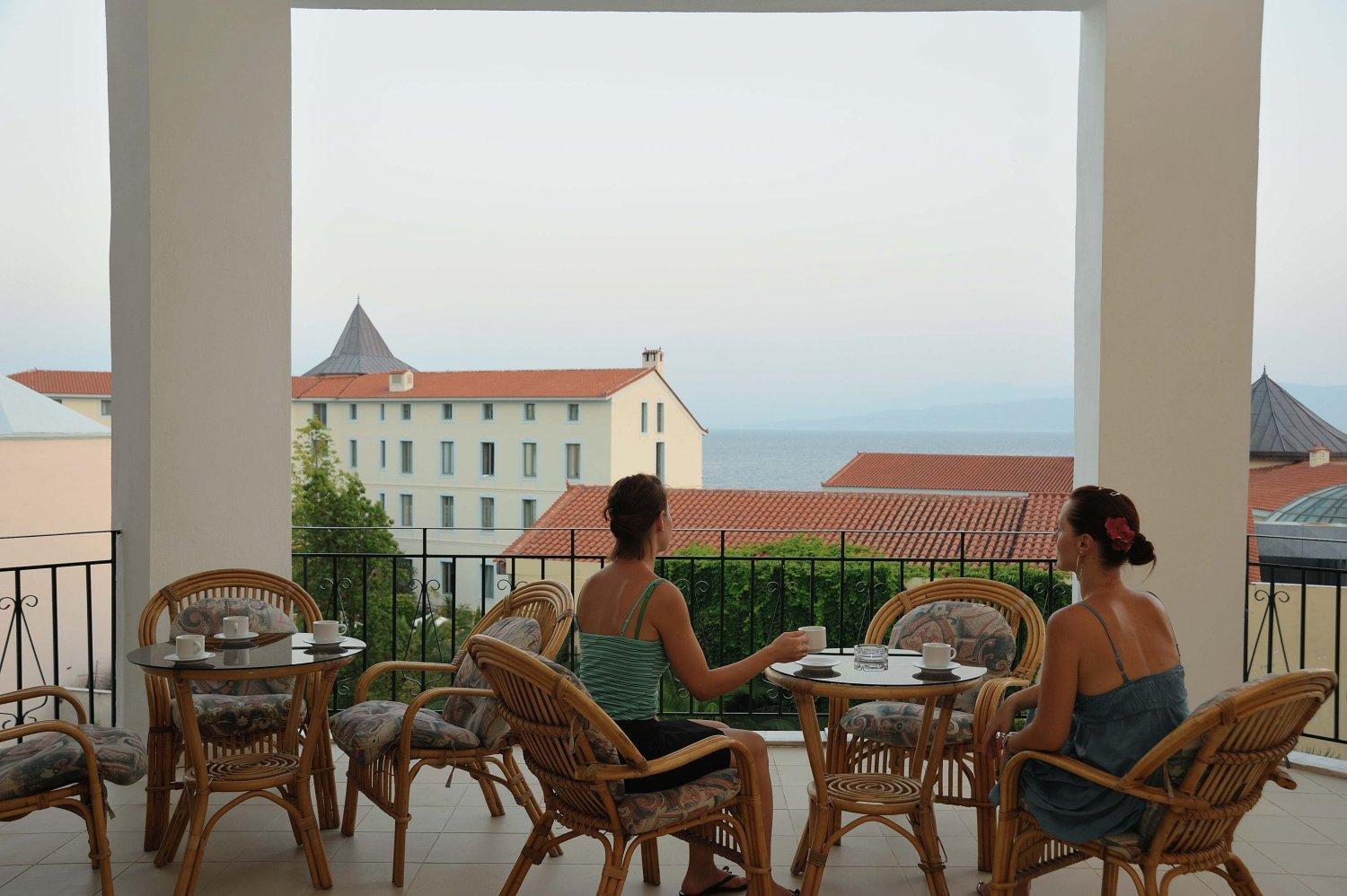 Kentrikon Hotel & Spa Lutrá Edipszú Kültér fotó